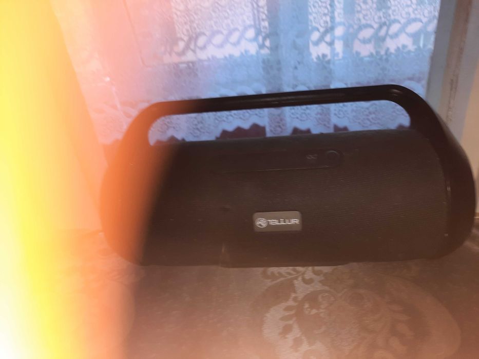 Boxă tellur pret accesibil