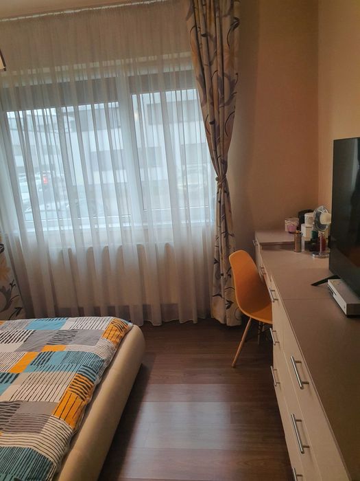 Apartament 3 camere spațios, ideal pentru familie, cu parcare inclusă