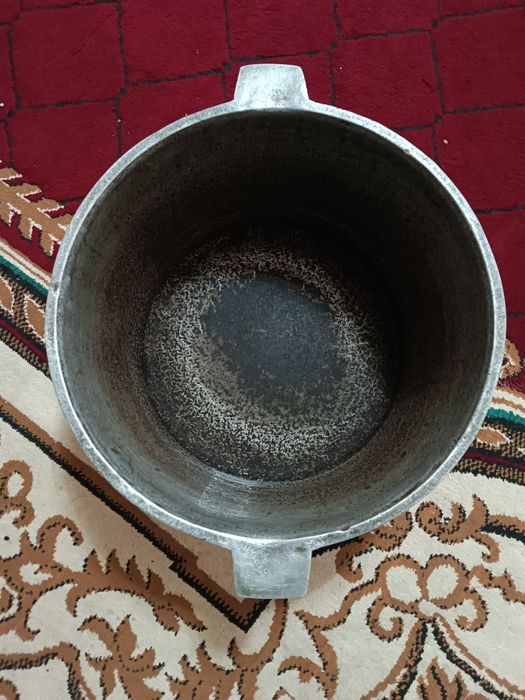 Казан 15 литрлик сатылады.