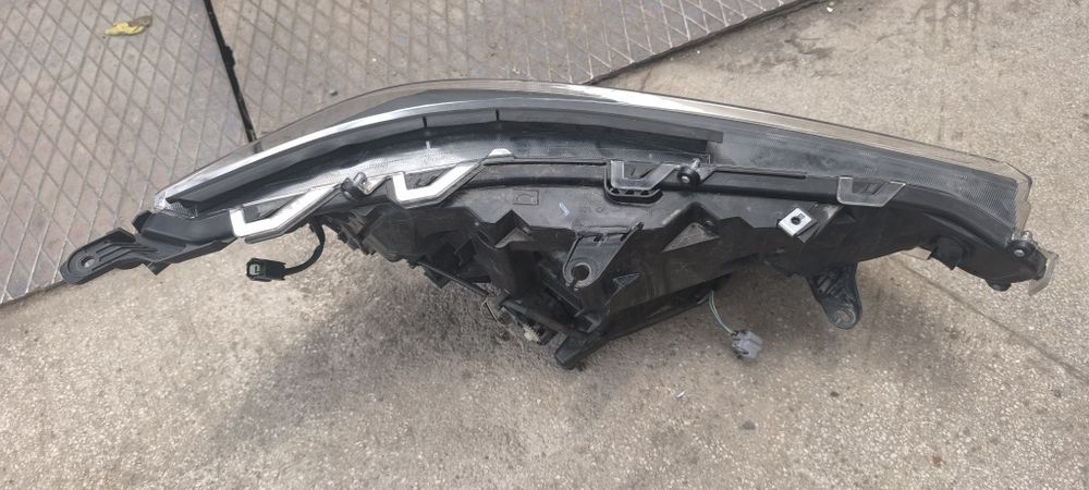 Комплект фарове RAV 4