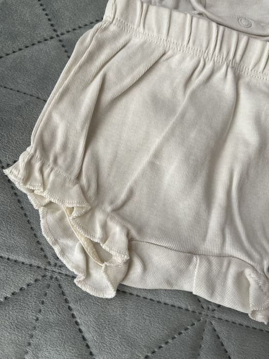 Două seturi pentru fetițe mărimea 50/56 H&M