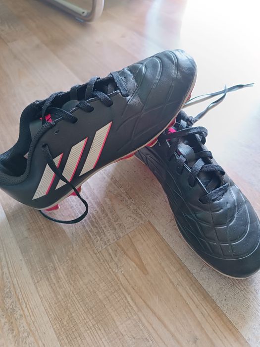 Детски бутонки за футбол 34 номер