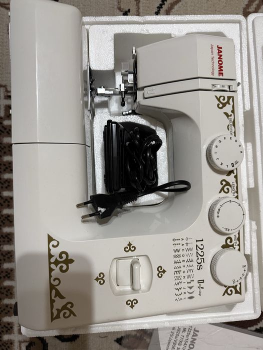 Швейная машина Janome 1225S — новая, японское качество