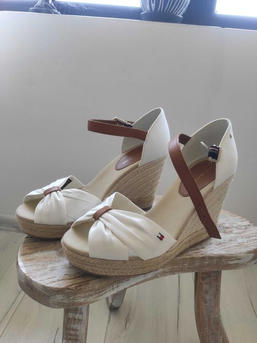 Tommy  Hilfiger дамски сандали на платформа