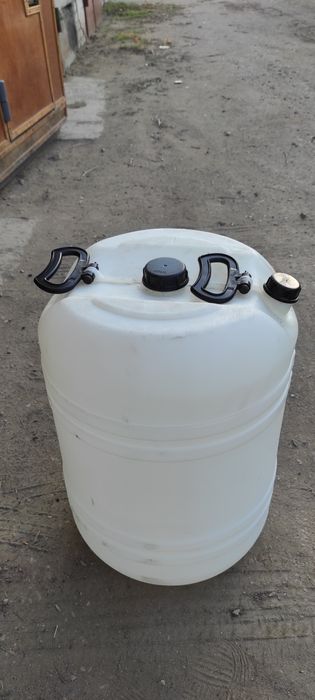 Ёмкость 60 л , пластиковые