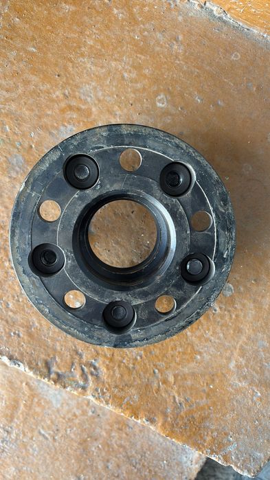 Проставки под колеса