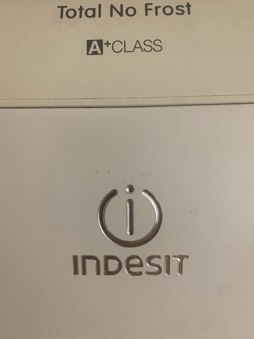 Frigider Indesit  total no frost perfect