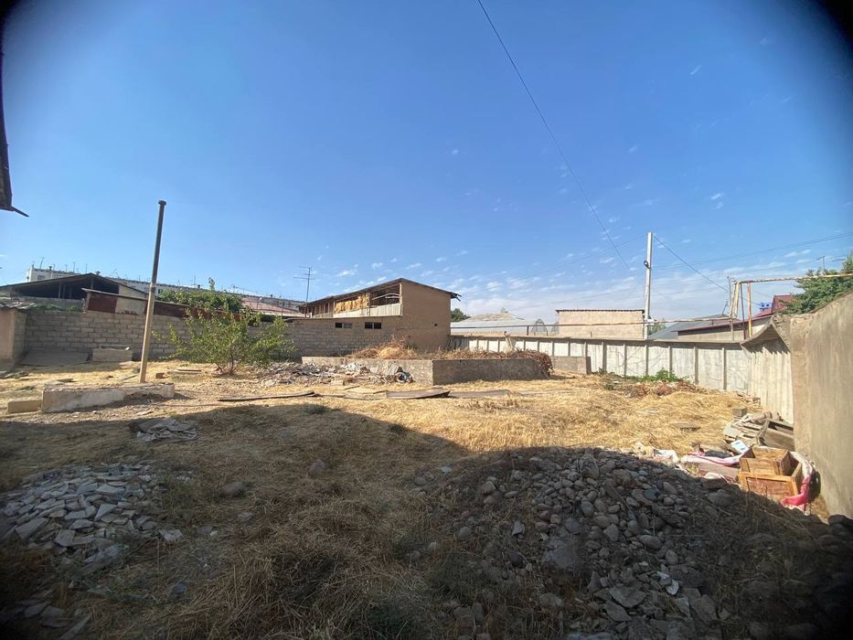 Yer sotiladi, uy sotiladi