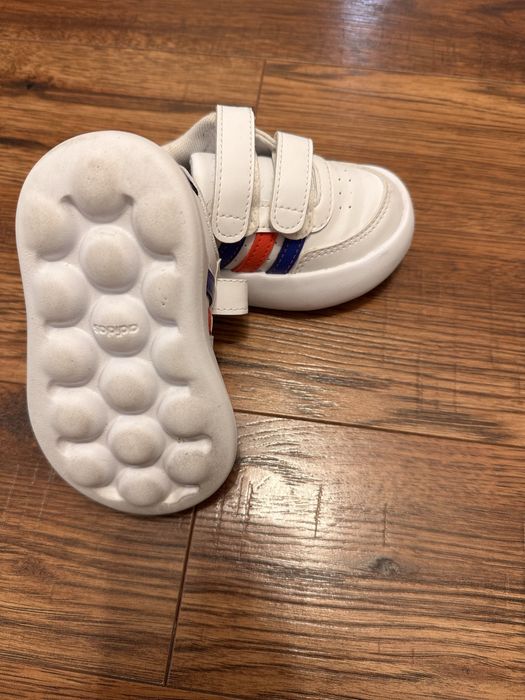 Бебешки маратонки adidas