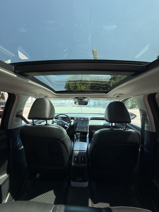 Hyundai  Tucson  2.0  full