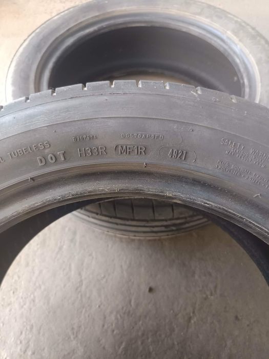 215/55/17 2броя Dunlop SportMaxx.Гумите са в много добро състояние