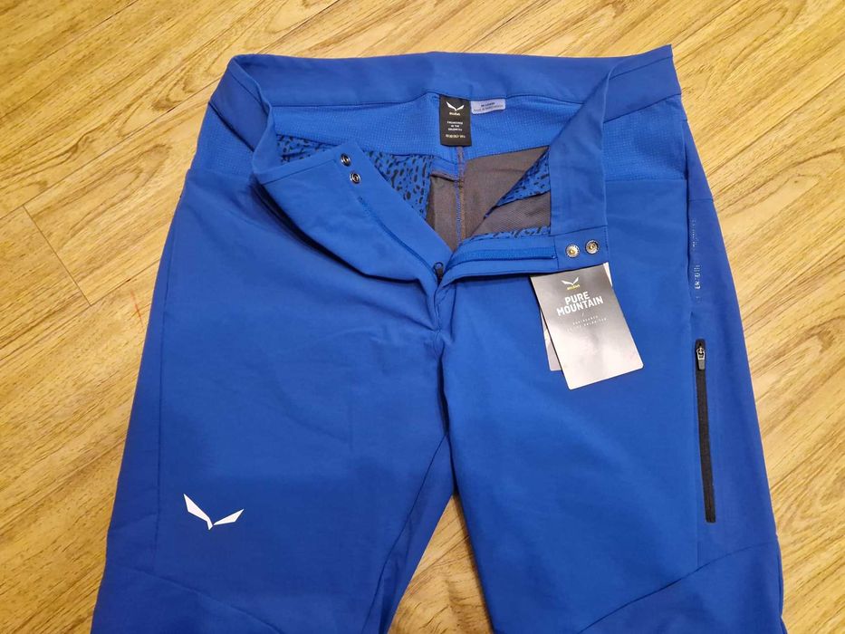 Pantaloni tura Salewa, munte, drumetie, mammut, ortovox, la sportiva