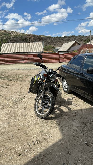 Продам мотоцикл 200