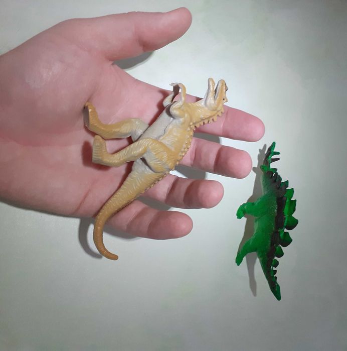 Играчки динозаври - Джобен размер издръжлив каучук!