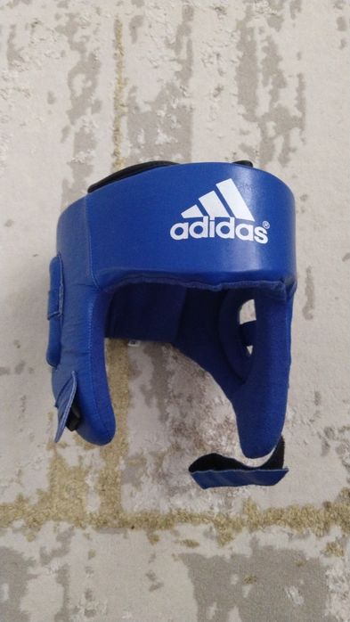 Продам шлем боксерский