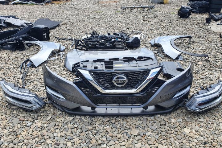 Dezmembrez Nissan Qashqai 2 J11 [facelift] [2017 - 2020] Crossover 1.5 dCI MT (110 hp)