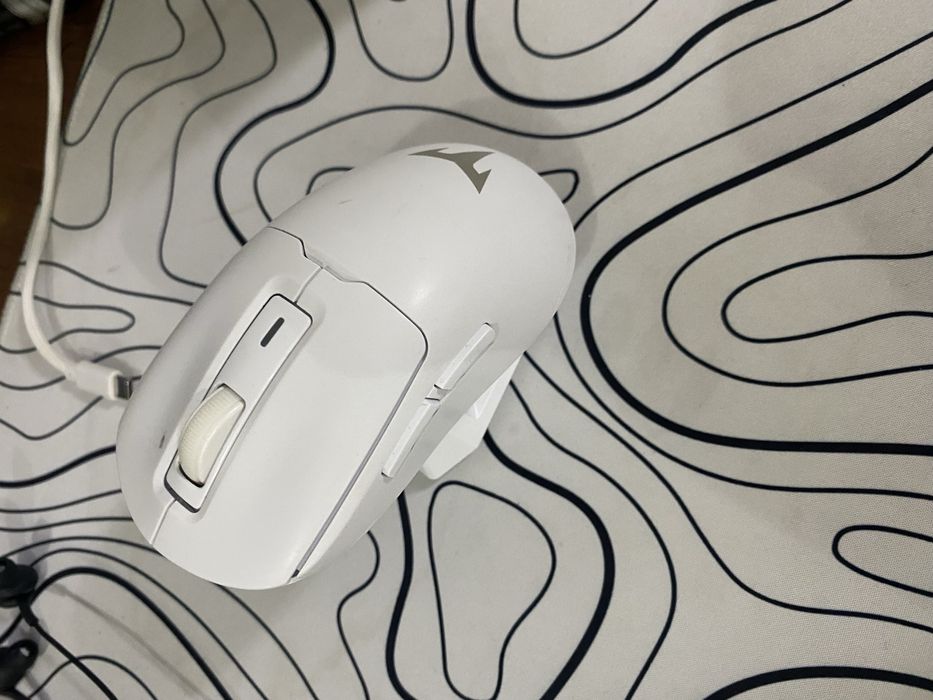Продаю игровую мышку Viper