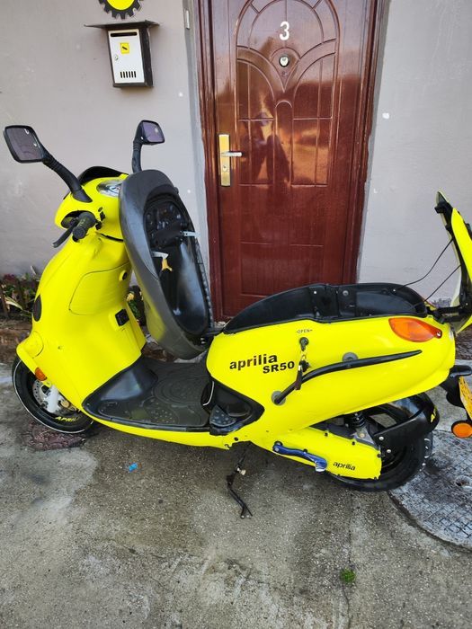 Vând scuter Aprilia 50