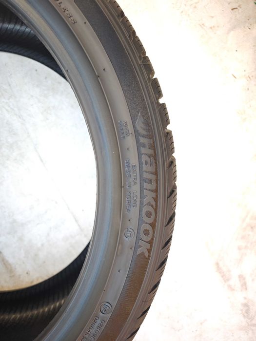 Anvelope 275/35/19 si 245/40/19 iarna M+S HANKOOK fabricate in Coreea