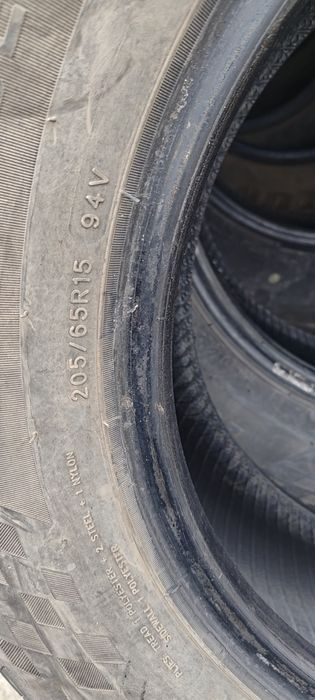 Продам шины бу 205/65/15
