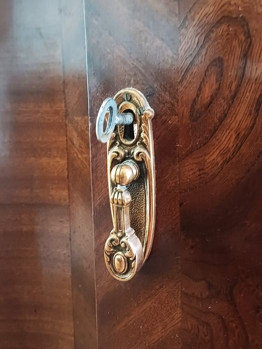 Vand mobila sufragerie stil Lengyel, furnir trandafir