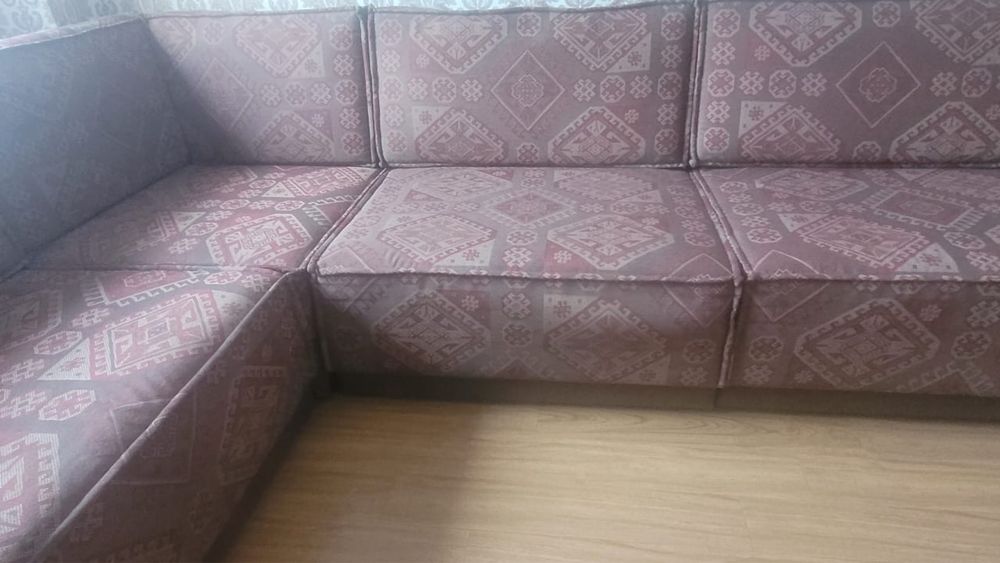 Диван угловой мягкий