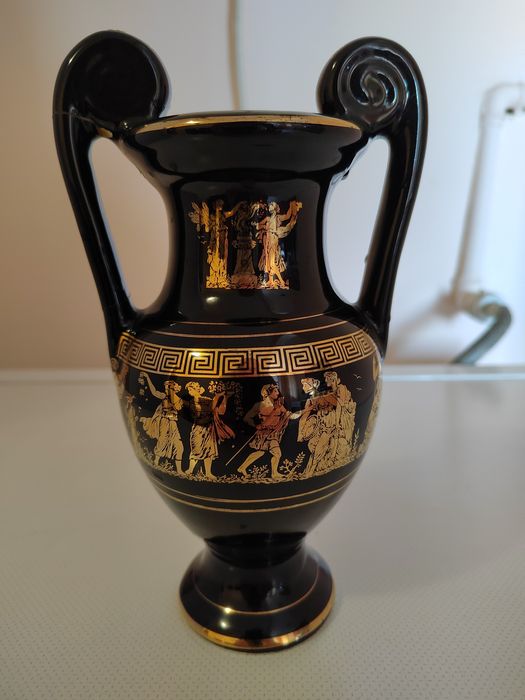 Гръцка ваза 24 карата злато. Ръчна изработка 52лв