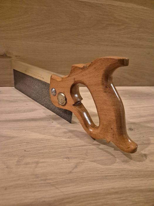 Инструменти за дърводелство