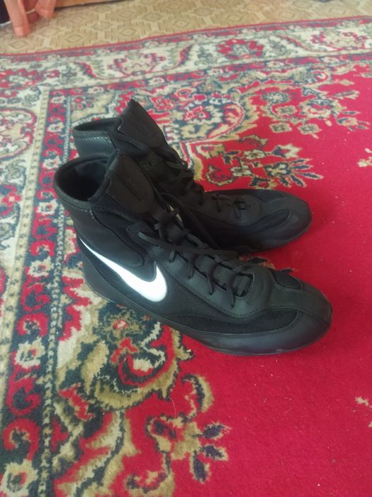 Боксерки для бокса nike