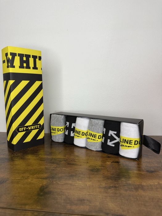 Set 6 perechi sosete OFF WHITE calitate deosebita cadoul perfect