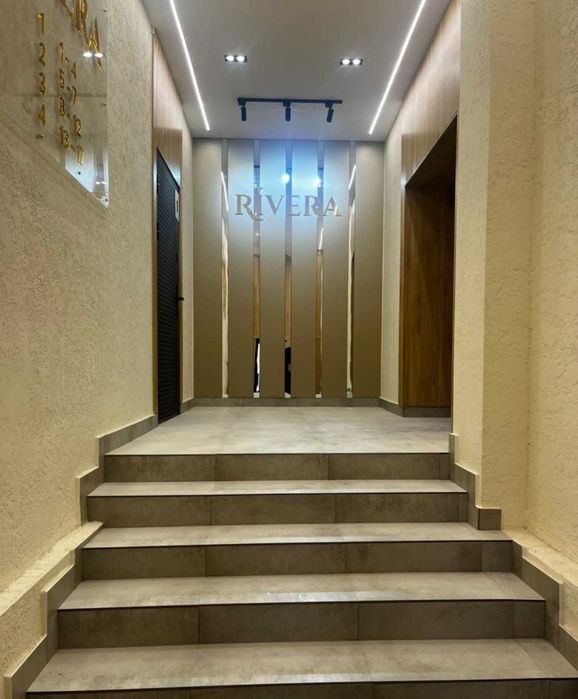 Продам 3 квартира РН Парк Победы