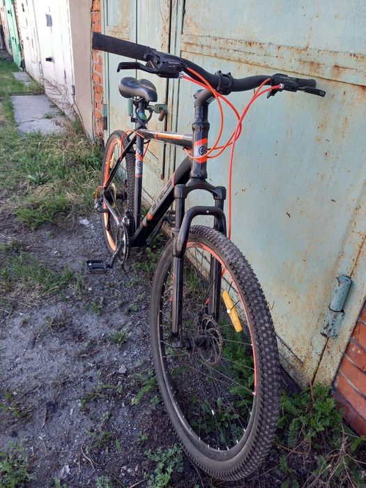 Спортивный скоростной велосипед