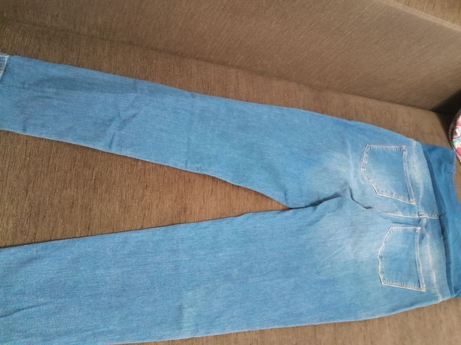 Продам б/у джинсы беременным