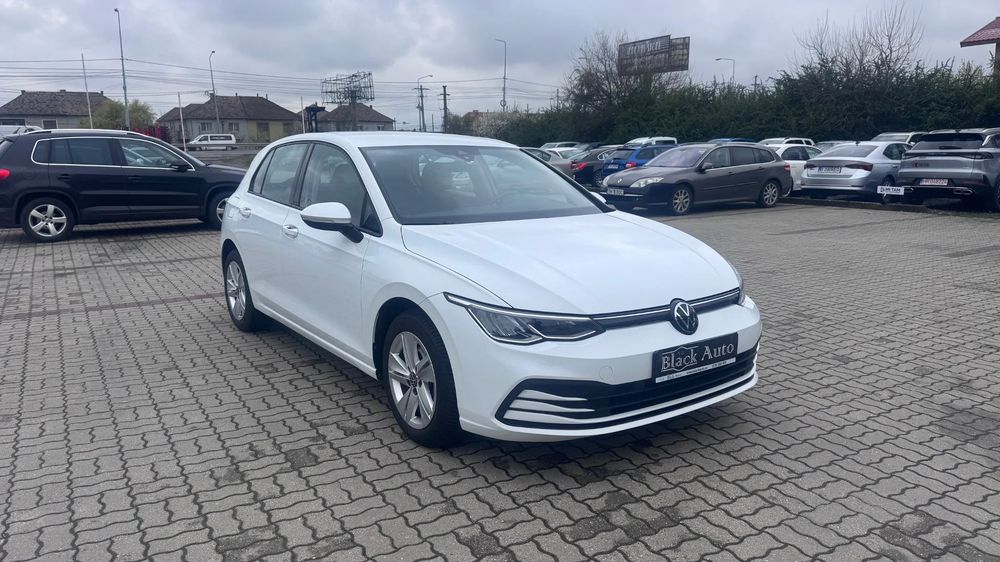 Volkswagen Golf 2023 . automata . etsi . TVA . 68.000 km . Garantie 2027
