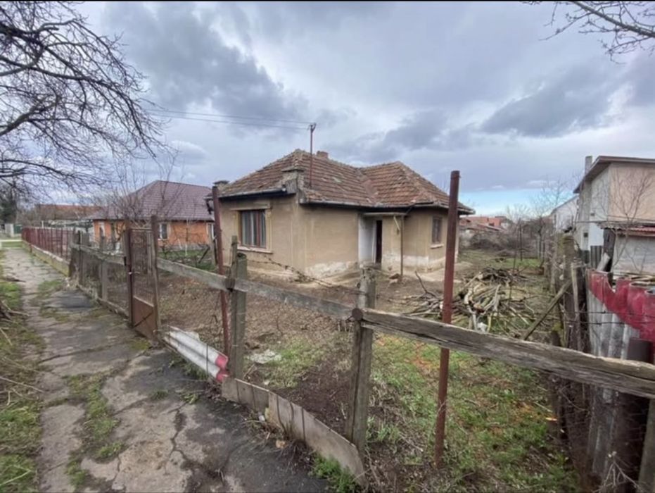 Teren/Casa de vanzare, Str. Florilor, Carei