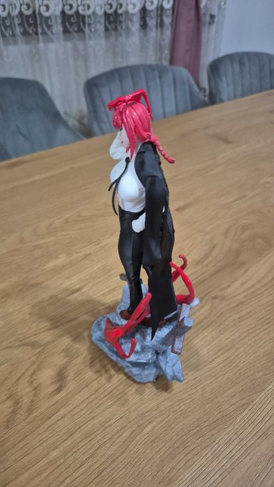 Figurina Makima chainsaw man
