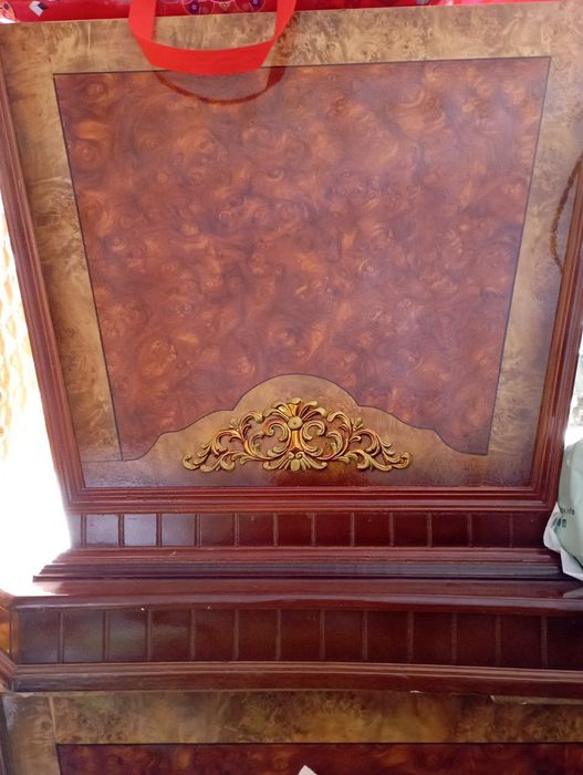 Комплект стол и 12 стульев