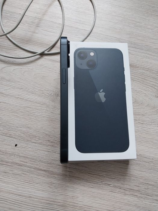 Айфон 13. IPhone 13 128. Аккумулятор 100%.