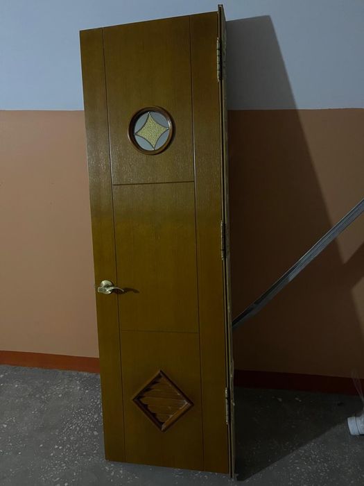 Продам Двери для туалета и ванной