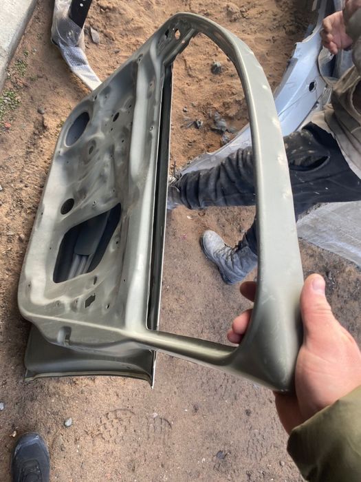 Передний правый дверь POLO 2021