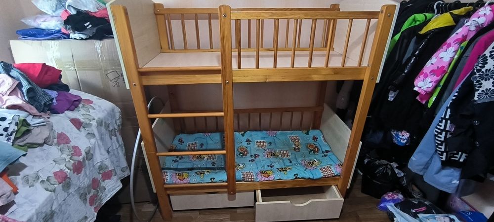 Продам детскую кровать