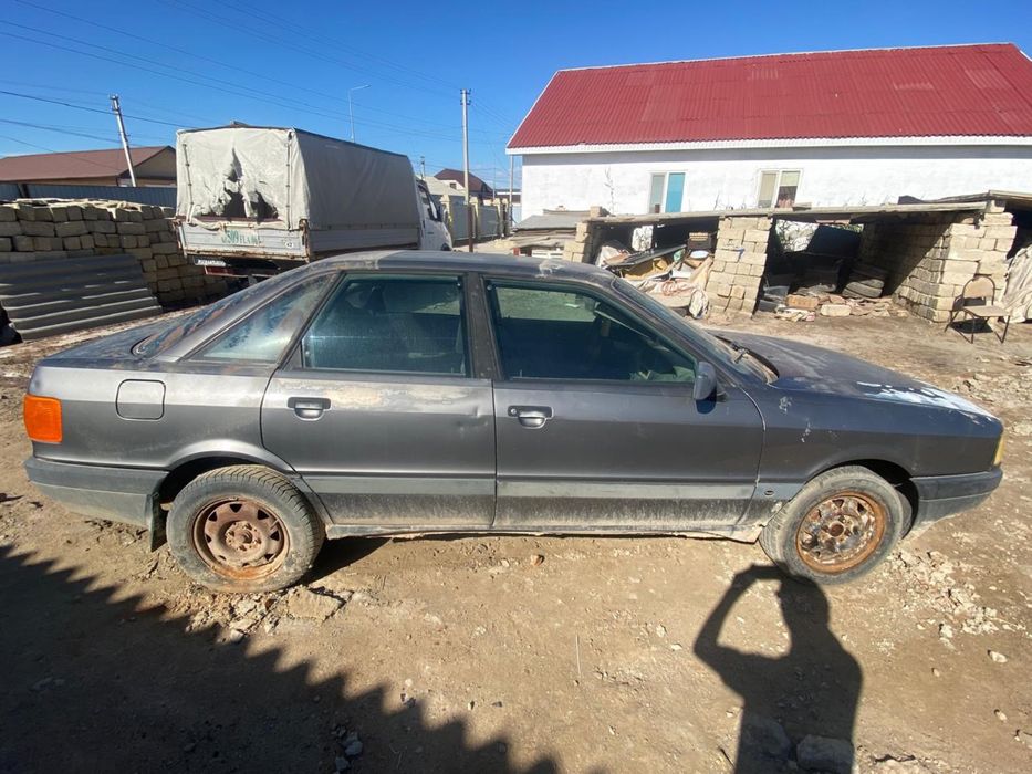 Продам: Ауди-80.