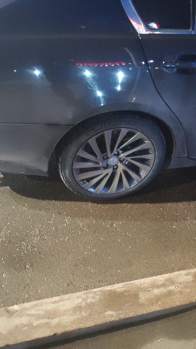 Диски 18 с резиной обмен