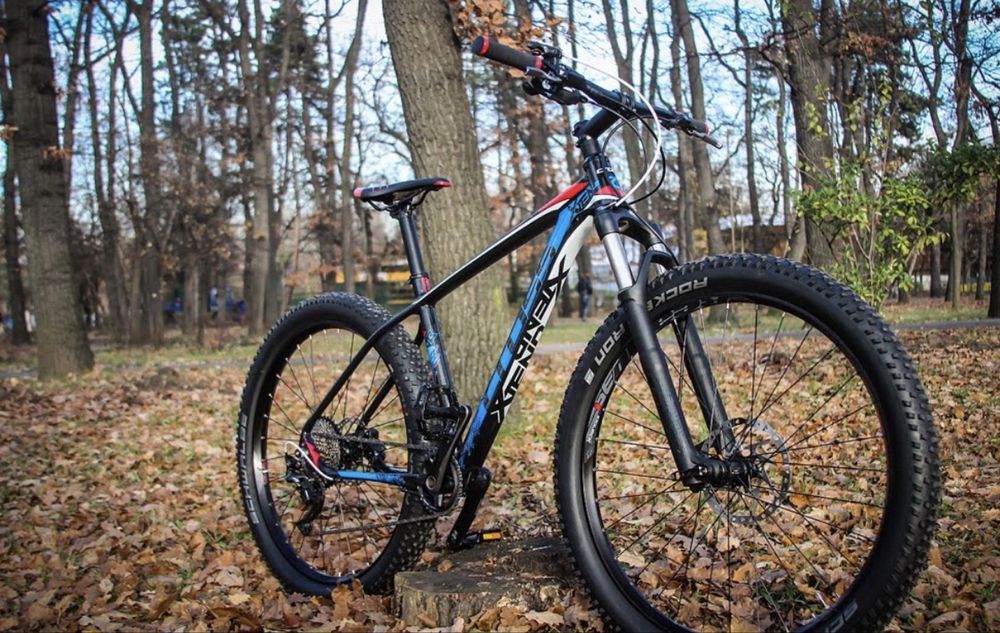 Mountain bike Cross Xtend 27.5 plus