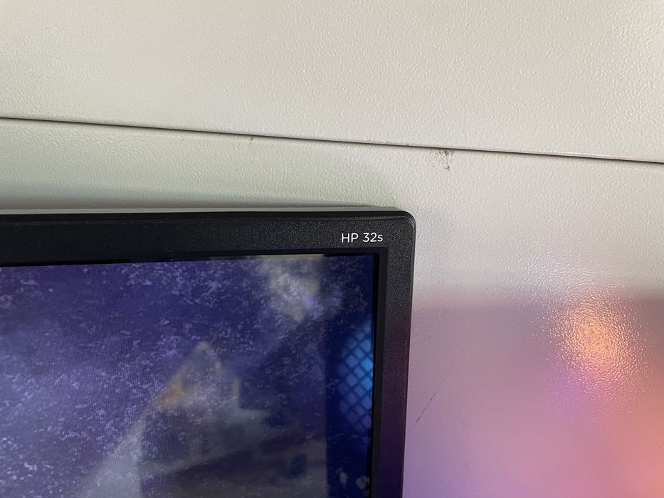 монитор HP 32 дюйма