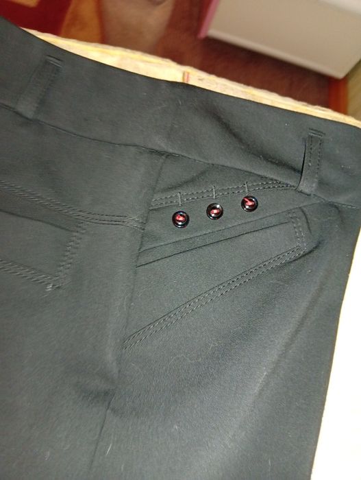 Женские брюки 48 размера