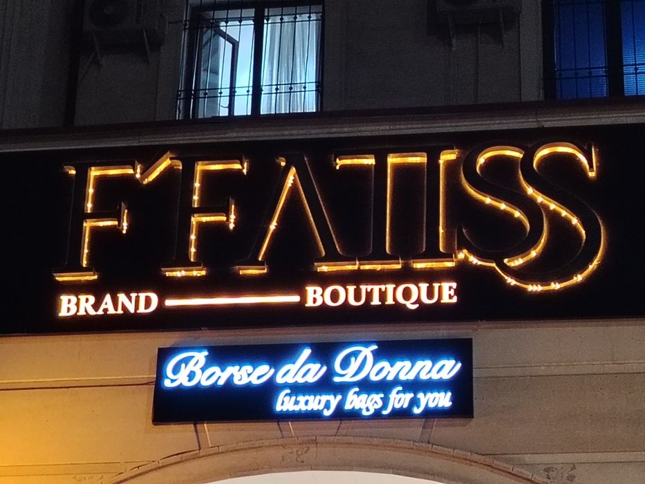 Reklama, banner, xarflar