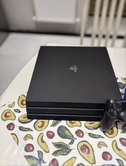 PlayStation 4 Pro (PS4 PRO) 1TB Памяти, (прошитая)
