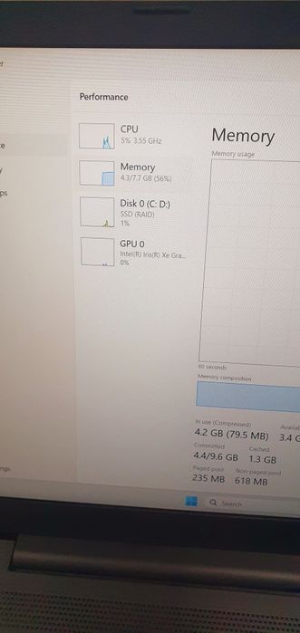 Laptop HP 250 i5 1135G7, 8GB RAM, SSD 512GB, Iris Xe