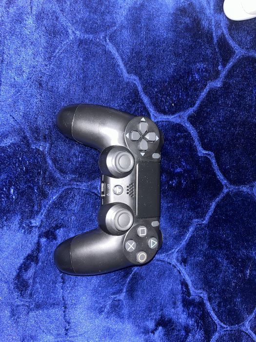 Ps4 pro edition 1 TB